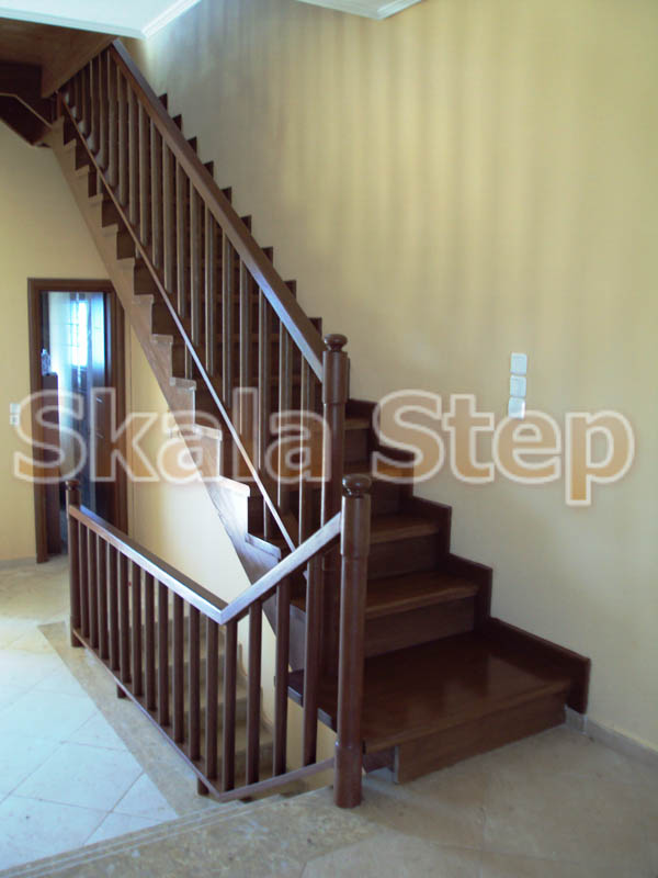 σκάλα ίσια -ξύλινη -“Δρυς τορξ ξυλόκαστρο” -χειροποίητη-εναέρια