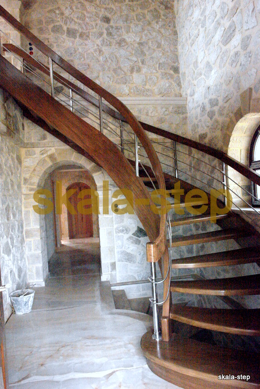 ξύλινη σκάλα εσωτερικού χώρου| Ζάκυνθος